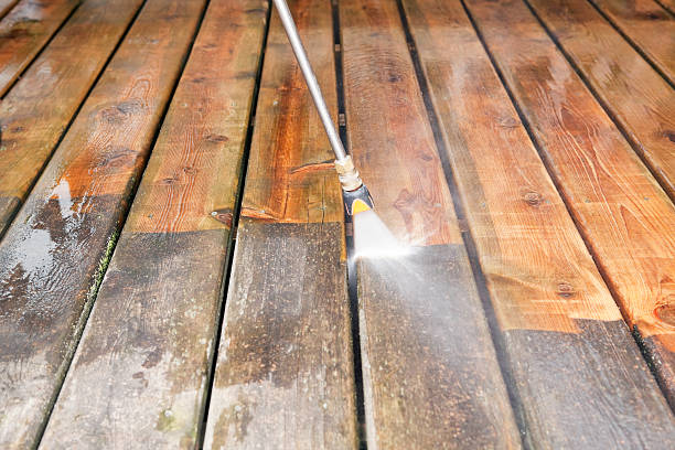 Best Restaurant Pressure Washing  in Miami Lakes, FL